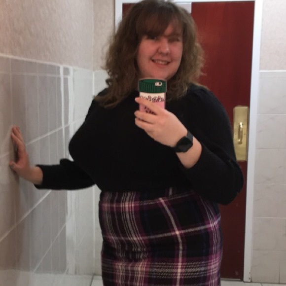 Meet your Posher, Mazie - Picture 5 of 5